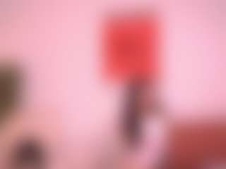 Live-camshow met Pheromoon - Strip op Camsoda
