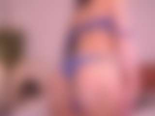 Pheromoon's Live Sex Cam Show
