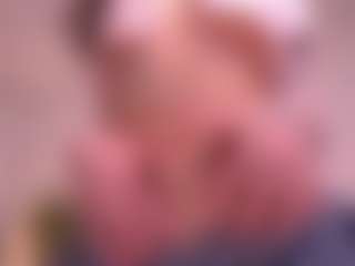 Live cam show with Pheromoon - Fingering on Camsoda