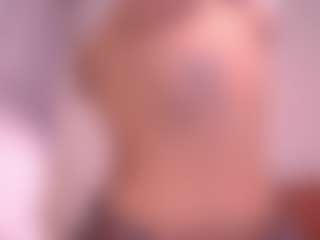Live cam show with Pheromoon - Femdom on Camsoda