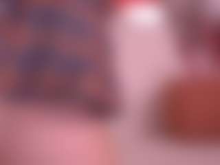 Live cam show with Pheromoon - Small Tits on Camsoda