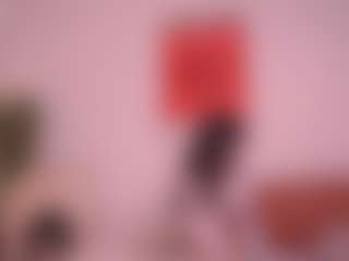 Pheromoon's Live Sex Cam Show