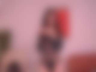 Pheromoon's Live Sex Cam Show