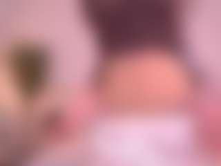Pheromoon's Live Sex Cam Show