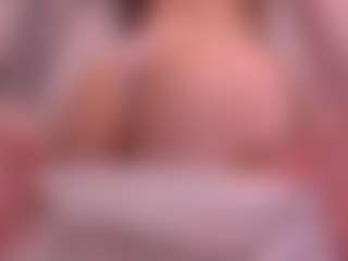 Pheromoon's Live Sex Cam Show