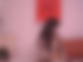 Live cam show with Pheromoon - Oil on Camsoda