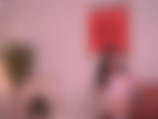 Live cam show with Pheromoon - Lush on Camsoda