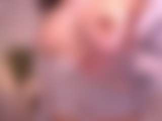 Pheromoon's Live Sex Cam Show