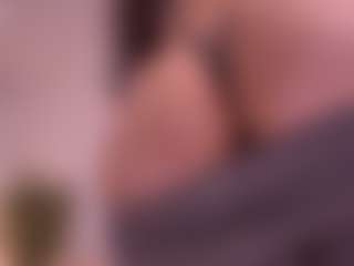 Pheromoon's Live Sex Cam Show