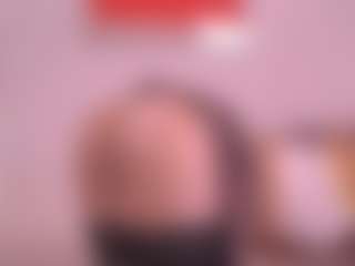 Live-Cam-Show mit Pheromoon - Domination auf Camsoda
