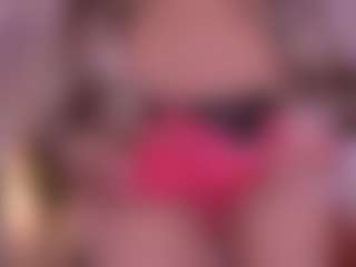 Pheromoon's Live Sex Cam Show