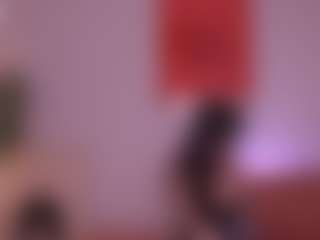 Pheromoon's Live Sex Cam Show