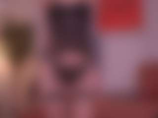 Pheromoon's Live Sex Cam Show