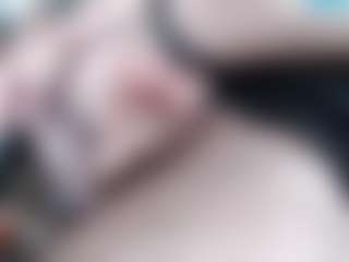 AtoMick-u235's Live Sex Cam Show