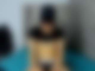Bennet-Gray's Live Sex Cam Show