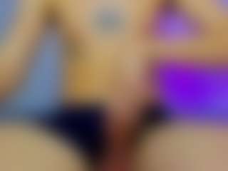 Live cam show with Bennet-Gray - Cock Rating on Camsoda