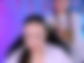 Live-Cam-Show mit lumi-soft - Tease auf Camsoda