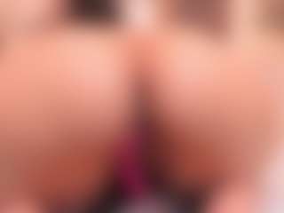 Live cam show with NicollJabocs - Foot Fetish on Camsoda