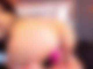 Live cam show with NicollJabocs - BBW on AdultVida.com