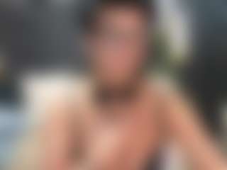 RikaSensual MILF webcam performer live streaming