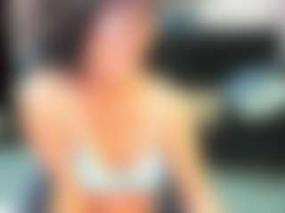 Live cam show with RikaSensual - Public Mature on fuklive.com