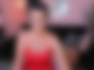 Live cam show with RikaSensual - Mature on Camsoda