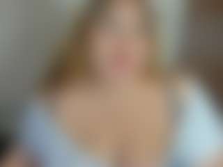 Live cam show with TiffanyMonrow - Solo on Camsoda