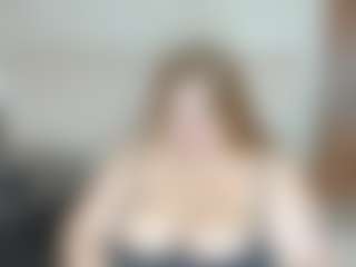 Live cam show with TiffanyMonrow - Green Eyes on Soda Cam