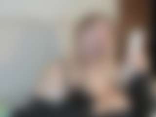 Live cam show with TiffanyMonrow - Facial on xplaylive.com