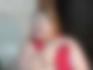 Live cam show with TiffanyMonrow - Facial on CamClone