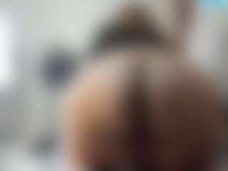 Live cam show with TiffanyMonrow - Blonde Hair on Camsoda