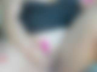 Live cam show with TiffanyMonrow - Facial on TastyBlacksLive