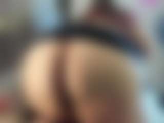 Live cam show with TiffanyMonrow - Hairy Pussy on sexylivex.com