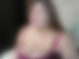 Live cam show with TiffanyMonrow - Green Eyes on CamwithHer