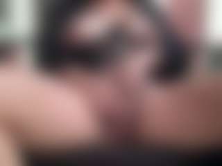 YourSquirtingFantasy's Live Sex Cam Show