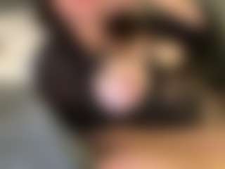 YourSquirtingFantasy's Live Sex Cam Show