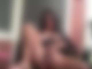 YourSquirtingFantasy's Live Sex Cam Show