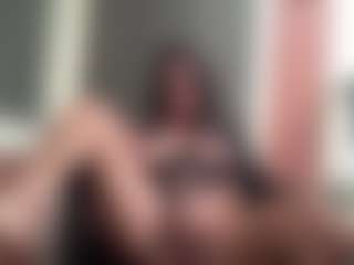 YourSquirtingFantasy's Live Sex Cam Show