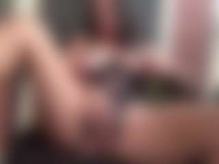 YourSquirtingFantasy's Live Sex Cam Show