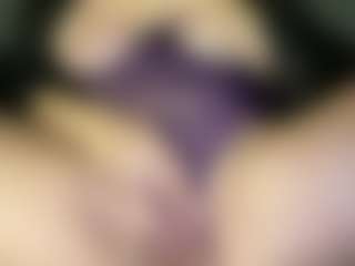 YourSquirtingFantasy's Live Sex Cam Show