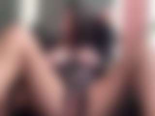 YourSquirtingFantasy's Live Sex Cam Show