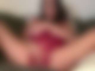 YourSquirtingFantasy's Live Sex Cam Show