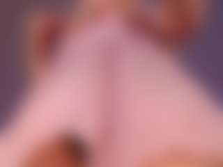Live cam show with Betty-Ross - Blonde Hair on live18s.com