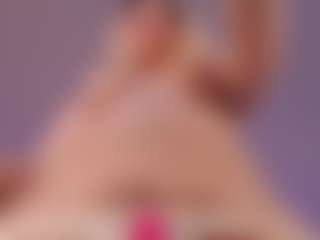 Live cam show with Betty-Ross - Mistress on xheatlive.com