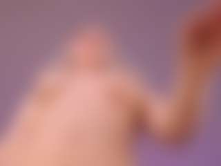 Live cam show with Betty-Ross - Domination on CamSextacy