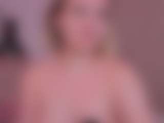 GraseNeon's Live Sex Cam Show