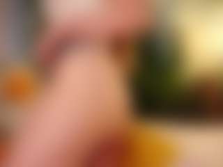 Live cam show with Mary - Fingers on Fling VIP Chat
