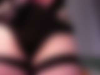 Live cam show with Mary - Raven Hair on Strip Flash - Live Sex Shows