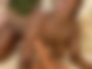 Live cam show with daniellabrown - Ebony on Gym Cam Girls | colombia