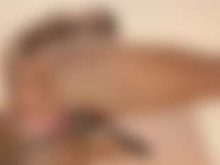 Live cam show with daniellabrown - Ebony Lovense on Livezox | colombia